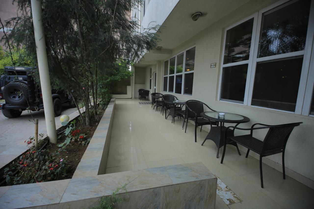 Addis Regency Hotel Екстериор снимка